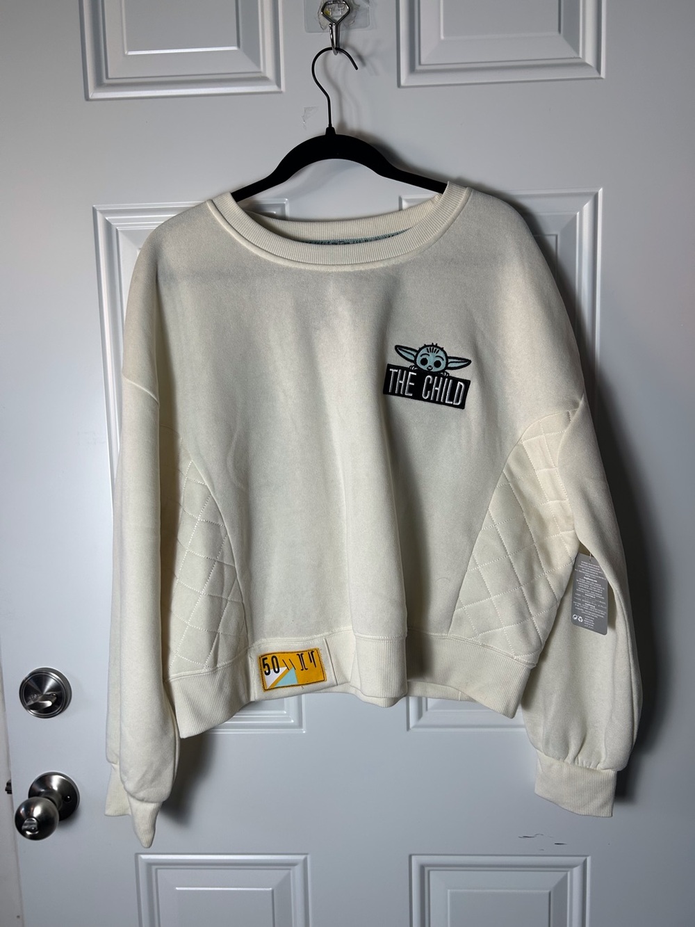 Disney Star Wars Grogu The Child NWT XL Cream Crewneck Sweatshirt Graphics